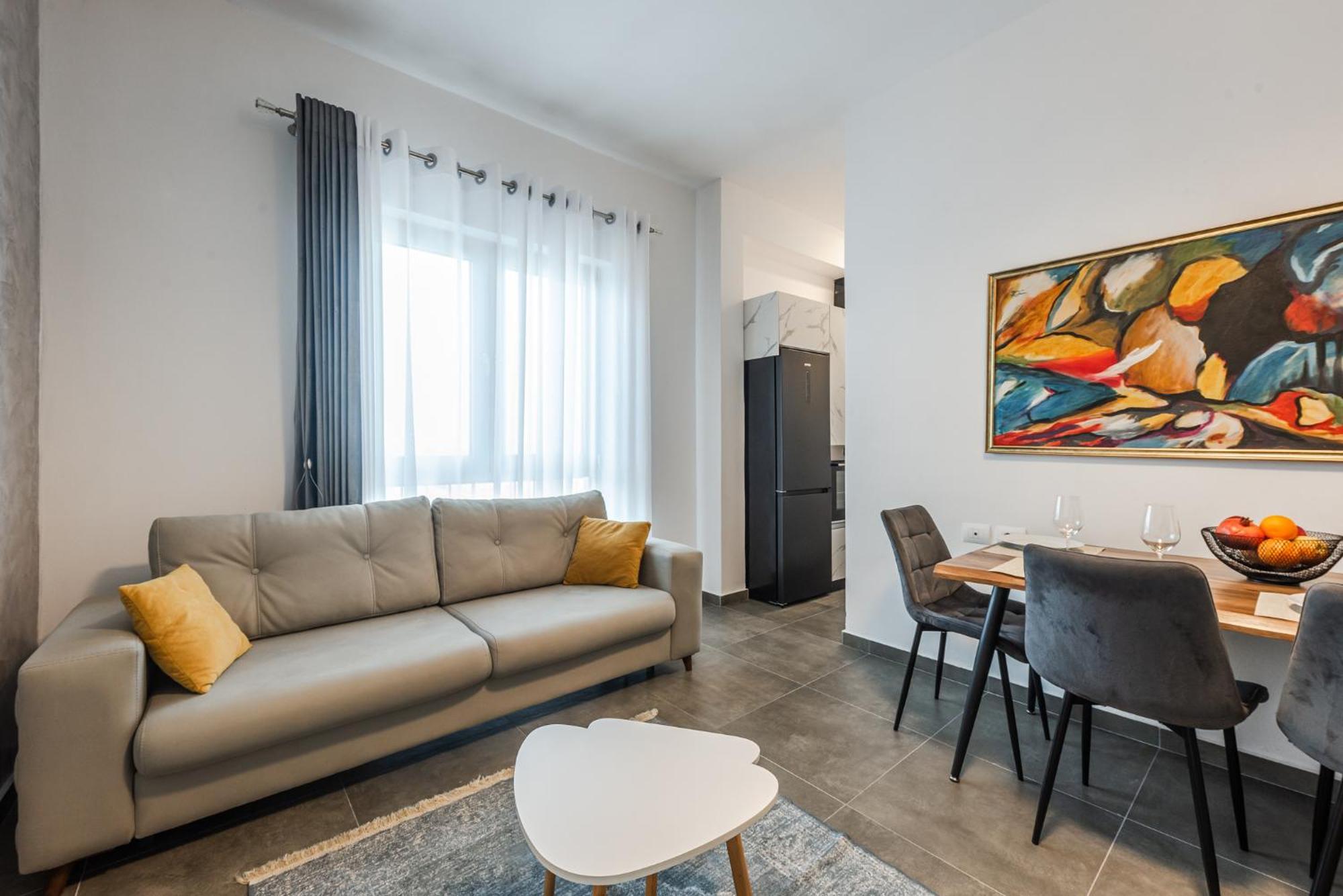 Royal Hill Apartments By Ps Durres Bagian luar foto
