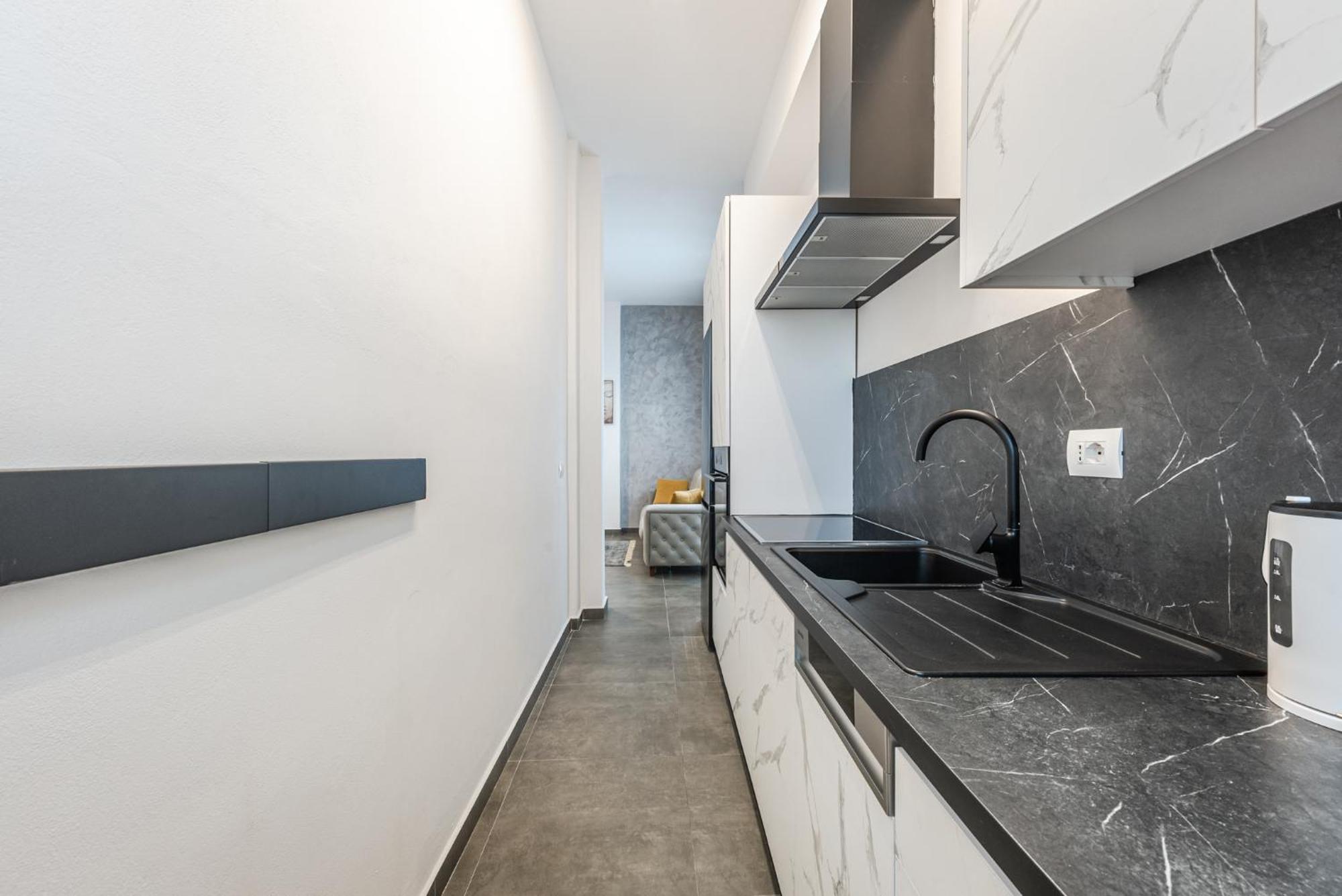 Royal Hill Apartments By Ps Durres Bagian luar foto