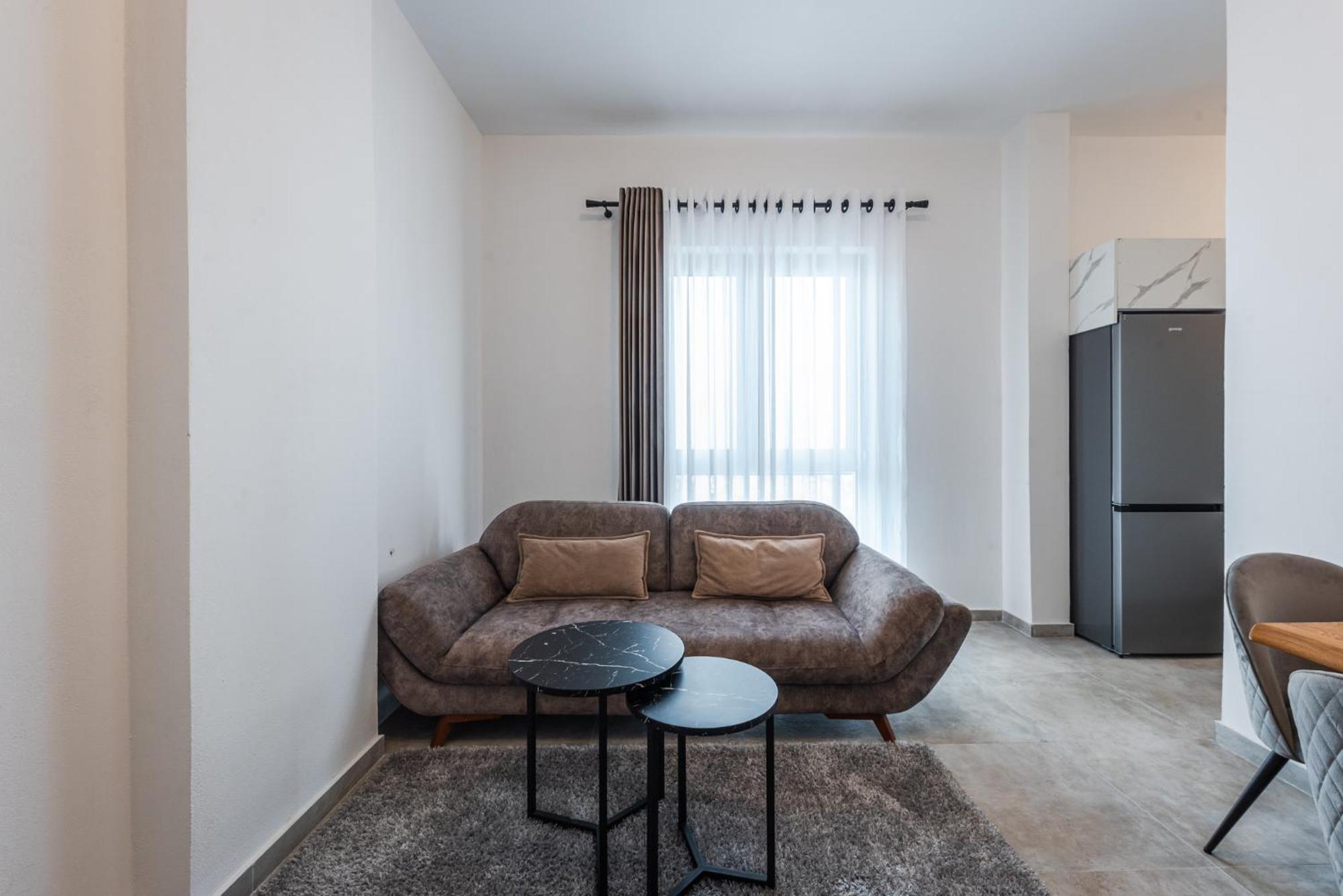 Royal Hill Apartments By Ps Durres Bagian luar foto