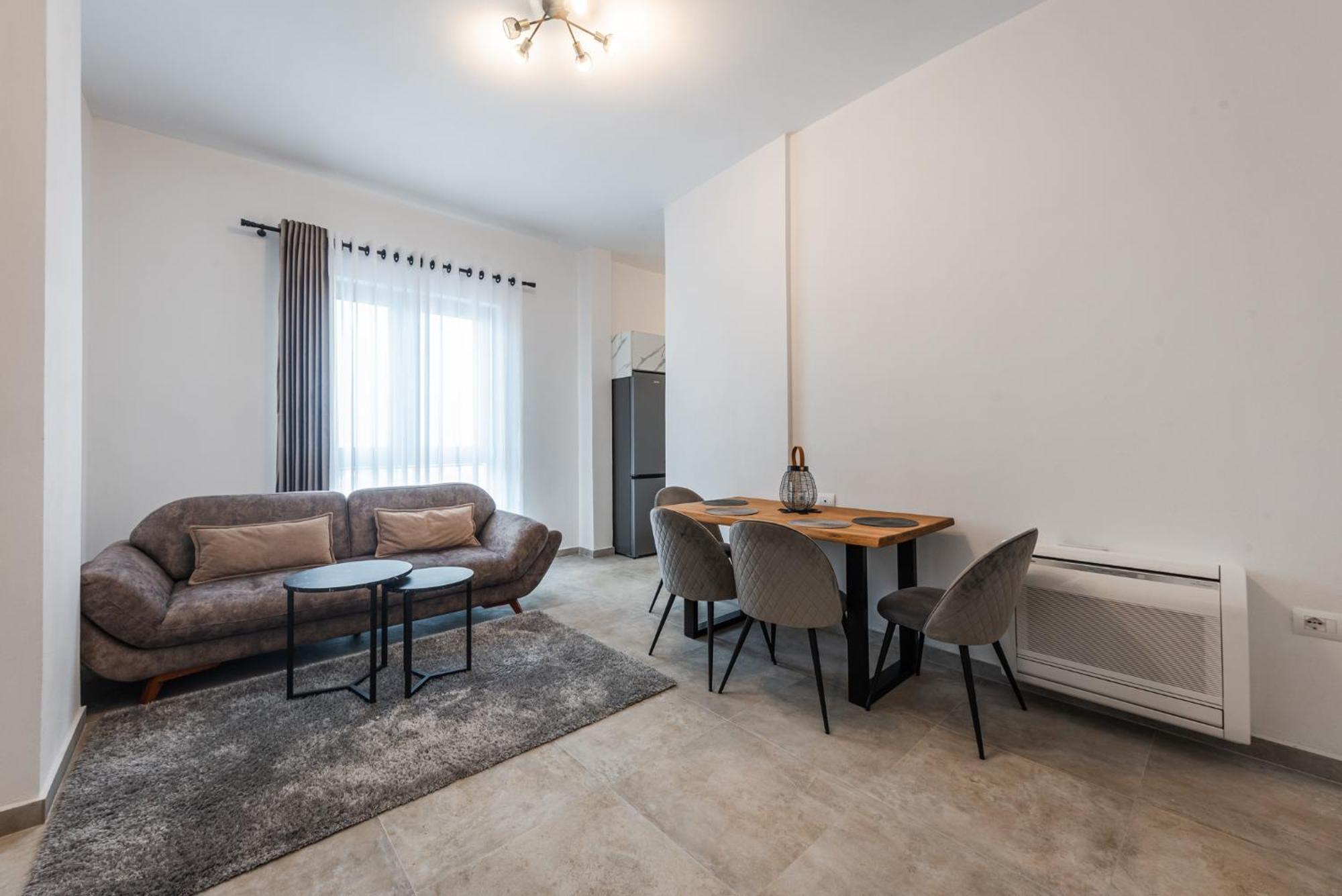 Royal Hill Apartments By Ps Durres Bagian luar foto